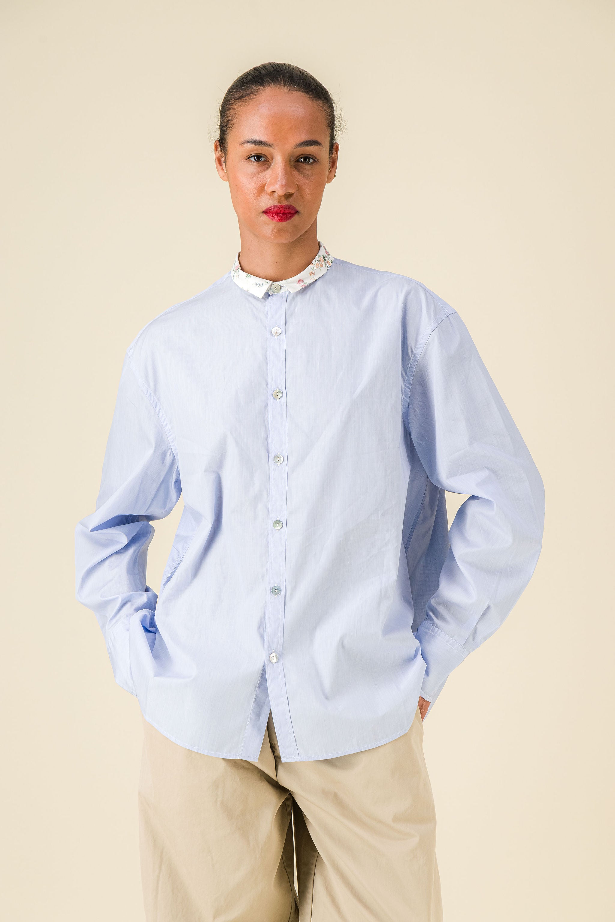 Pamela light popeline stripes & flowers shirt